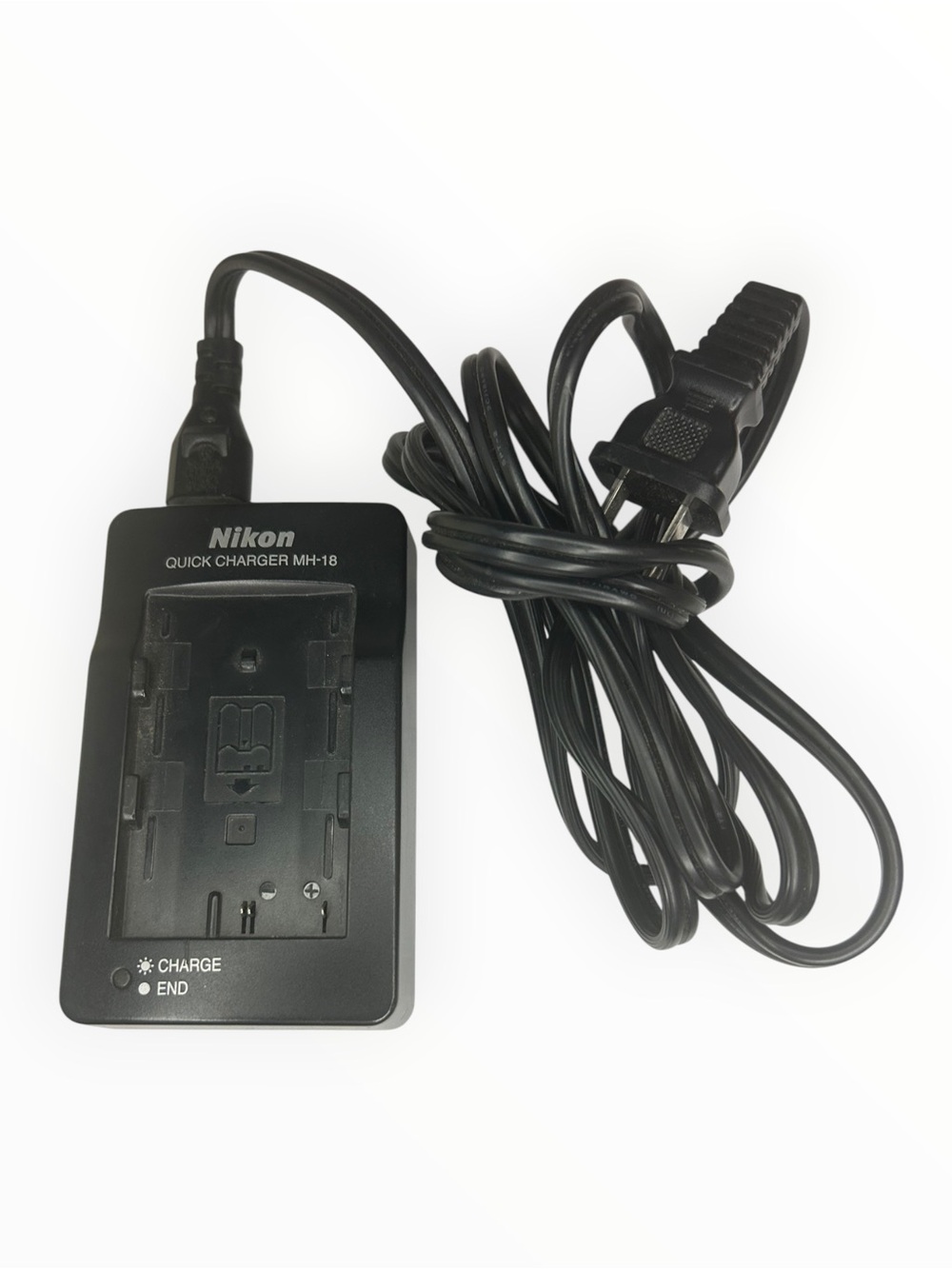 Nikon Quick Charger MH-18 Compact Black Charger with Cable